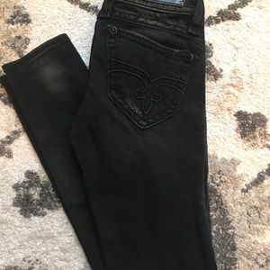 Rock Revival faded black
